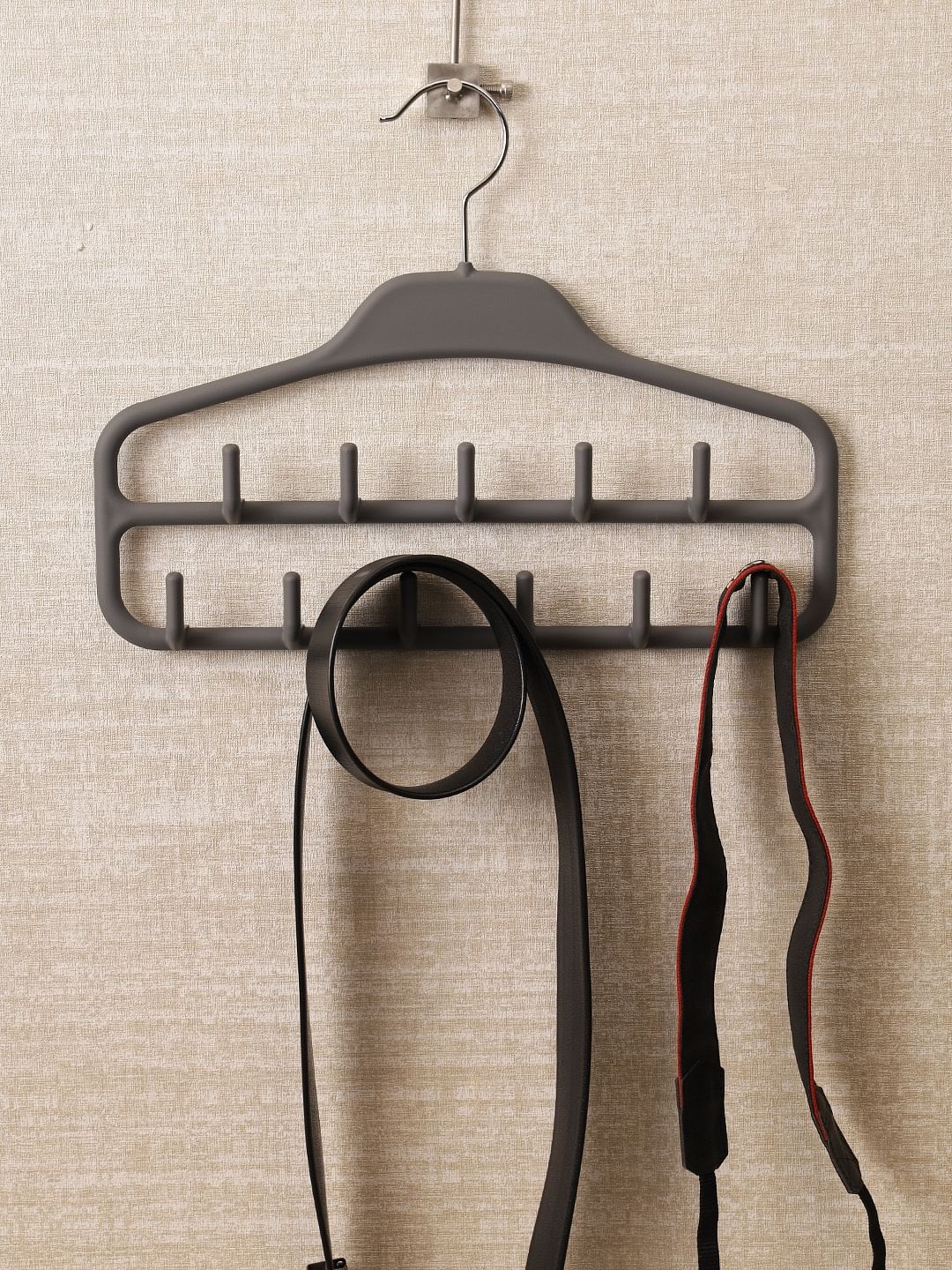 31,5 x 14,4 x 4,5 cm Dark Grey Colours Belt-Hanging Hanger or Other acces Rayen Capacity for 14 Units 