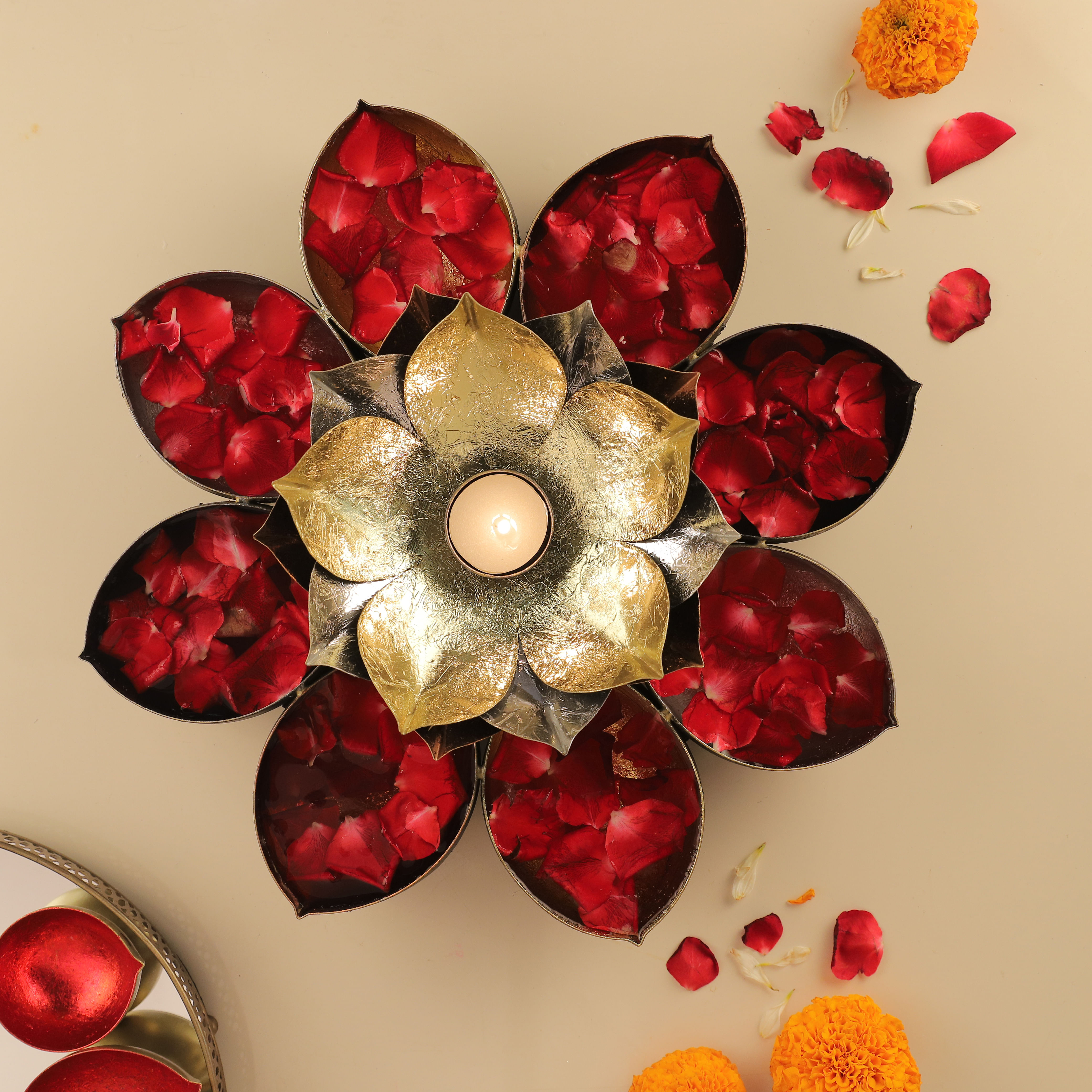 Aruba Iron Lotus Tealight Holder in Multi Colour